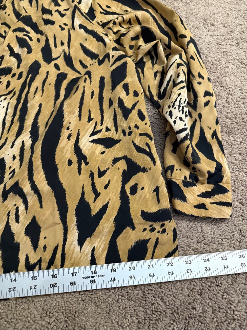 Vintage Alfred Dunner Button Down Shirt Women size M/L Animal Collar Long Top - Picture 6 of 16